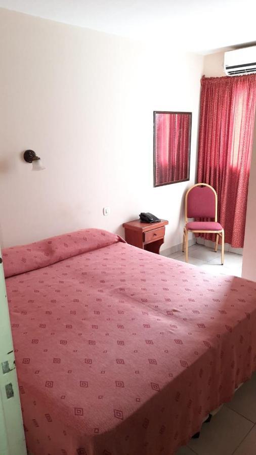 Hotel Marilian II Salta Esterno foto