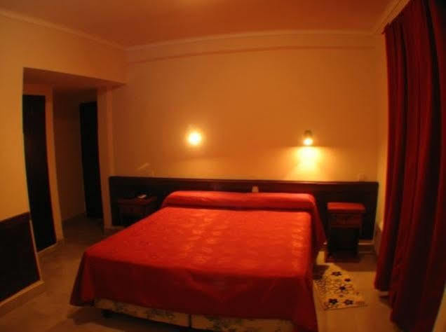 Hotel Marilian II Salta Esterno foto
